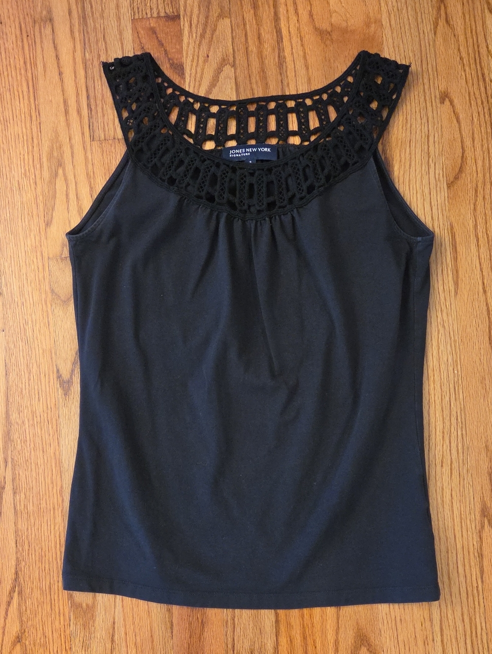 Jones New York Black Crochet Yoke Tank Top Size: S